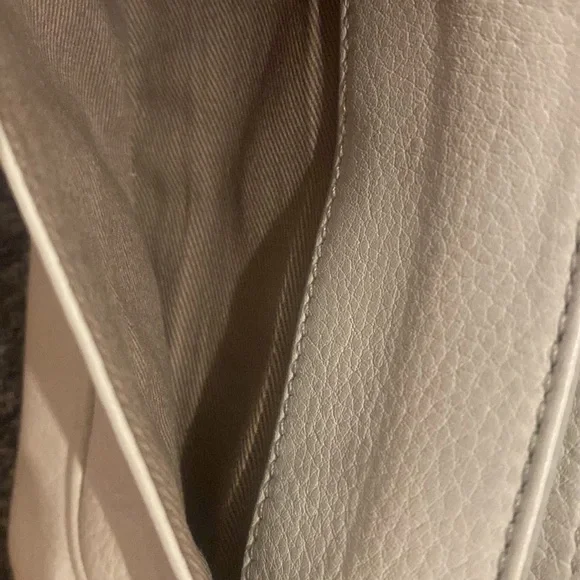 Calvin Klein wristlet wallet - Picture 5 of 7